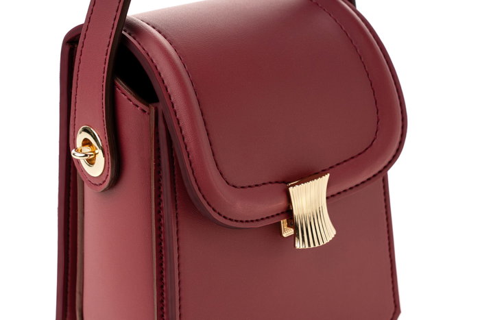 Vince Camuto Bolso Bandolera Rojo Clarete
